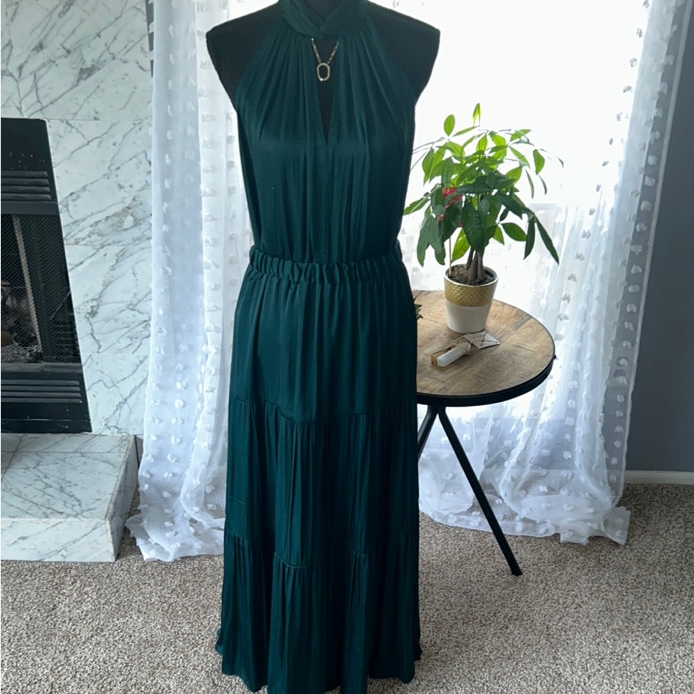 Banana Republic Green Pleated Two-Piece Maxi Outfit Silk Like
